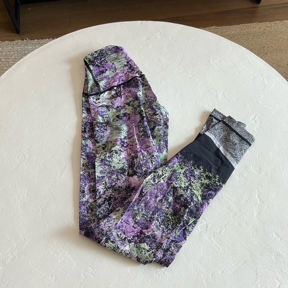 Lululemon wunder under hi rise nulux size 2 vivid vision - Picture 3 of 4